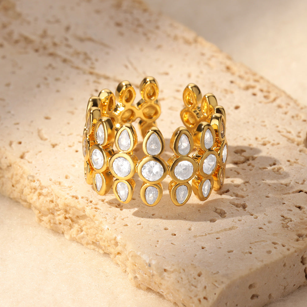 Timeless Twinkle Ring - FLY