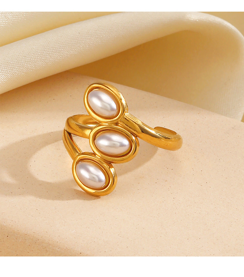 Pearl Trio Ring