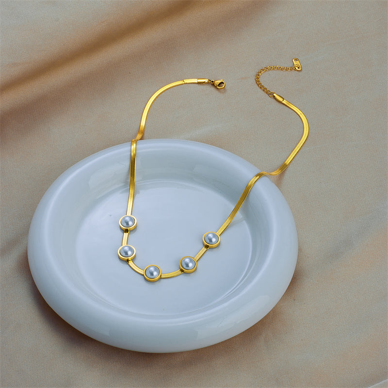 Penta Pearl Necklace