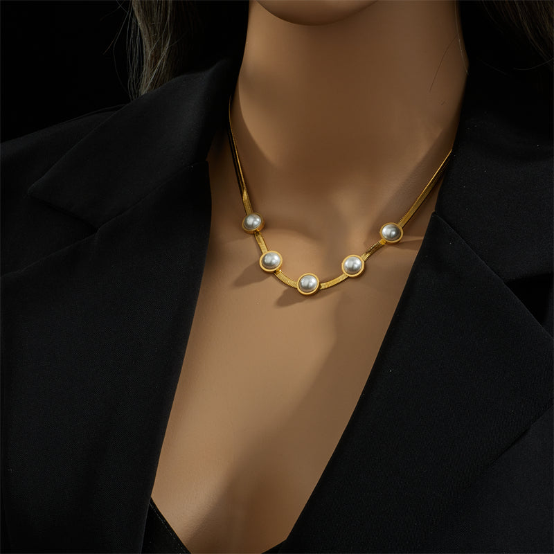 Penta Pearl Necklace