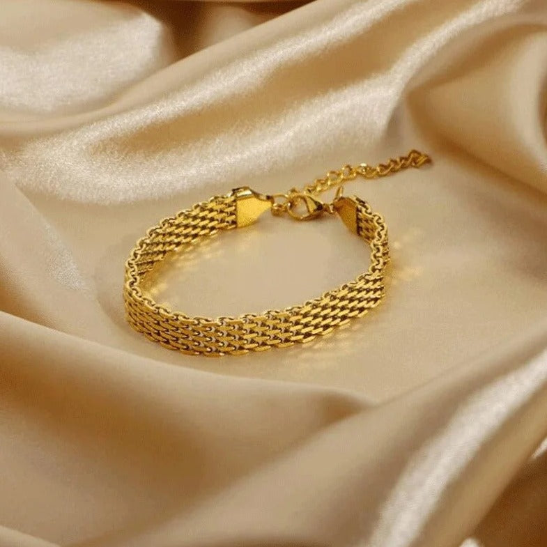 Golden Strap Bracelet - FLY