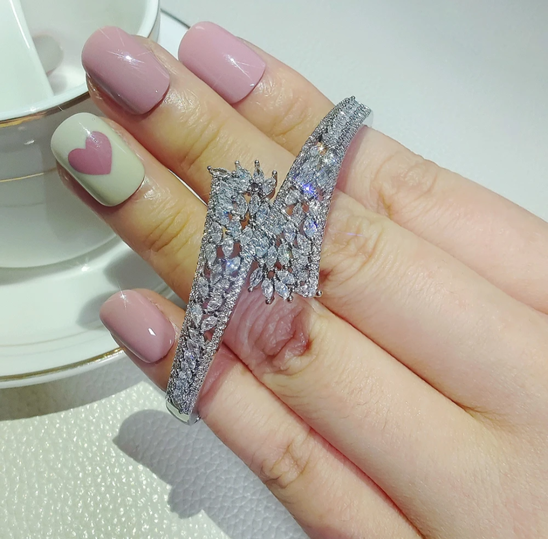 Diamond Splendor Cuff - FLY