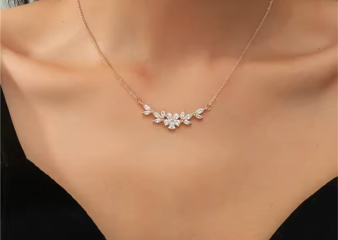 Golden Petals Pendent - FLY