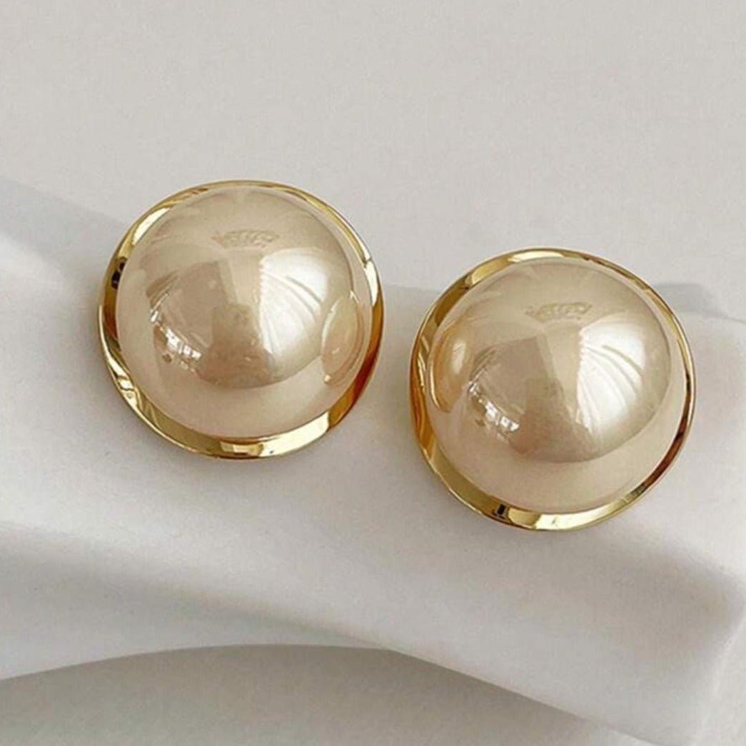 Thai Pearl Studs - FLY