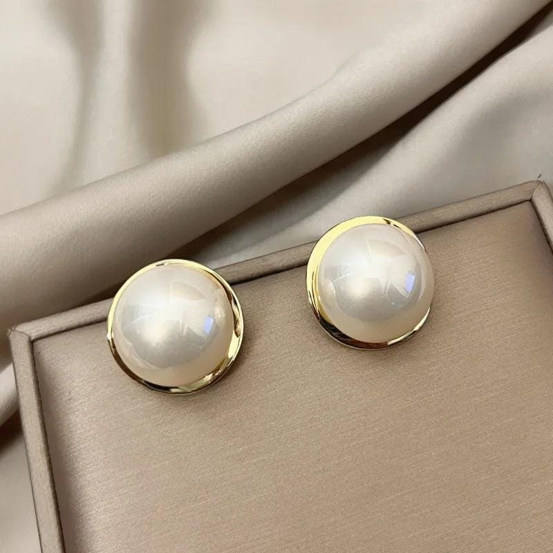 Thai Pearl Studs - FLY