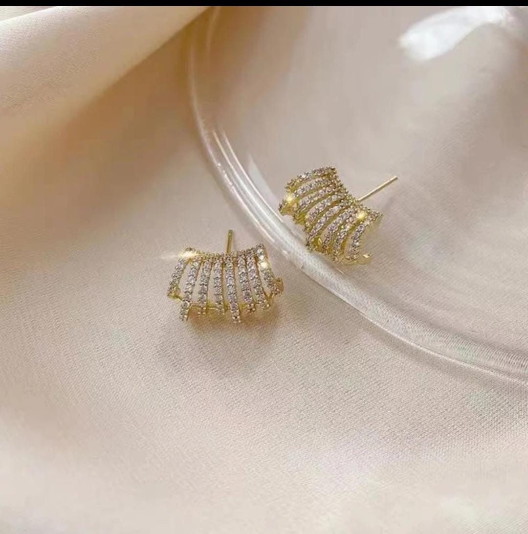 Golden Aura Studs - FLY
