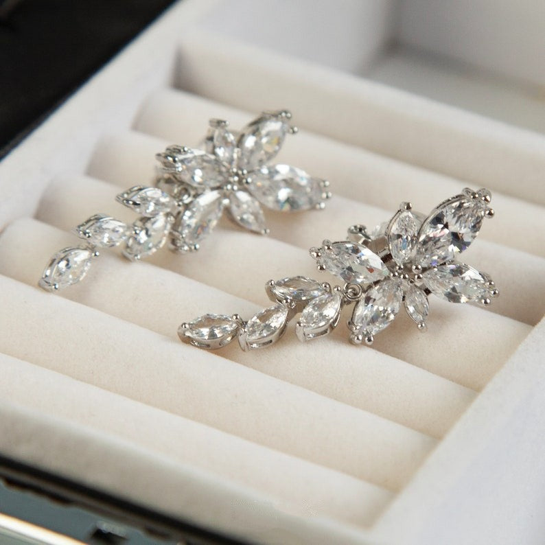 Diamond Leave Earrings - FLY