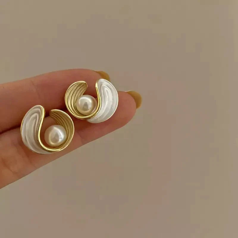 Oyster Pearl Studs - FLY