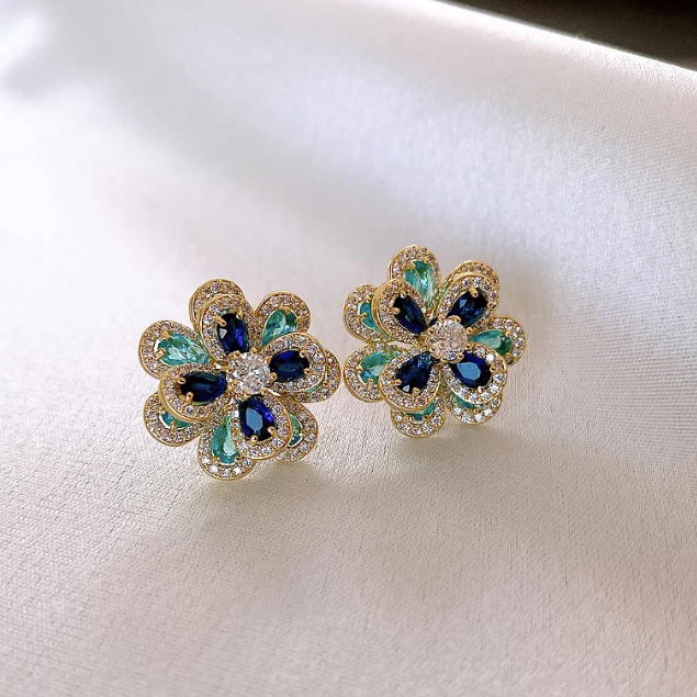 Korean Daisy Earring