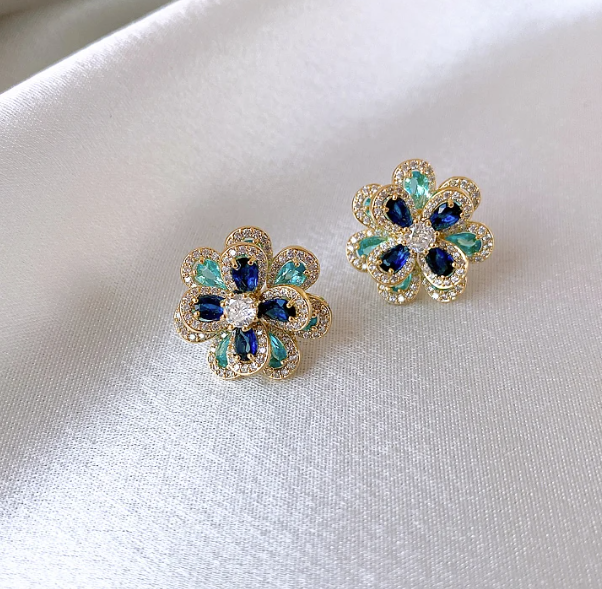 Korean Daisy Earring