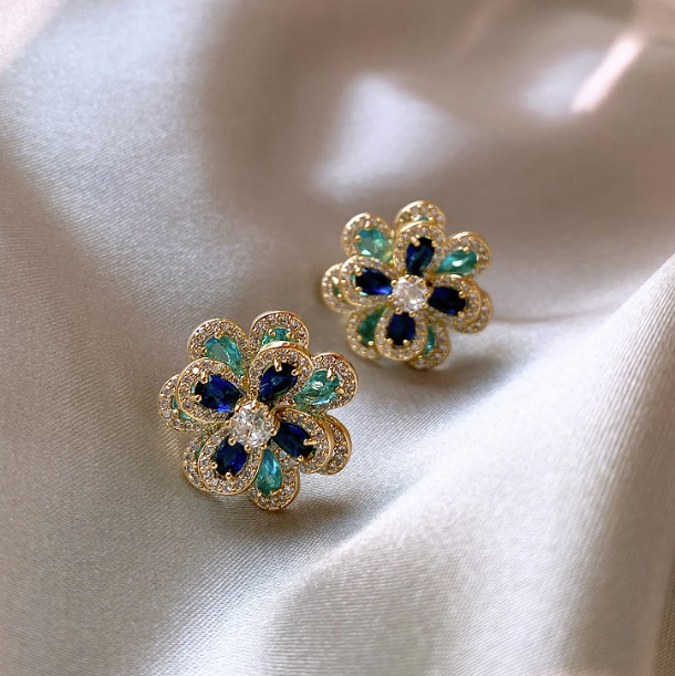 Korean Daisy Earring