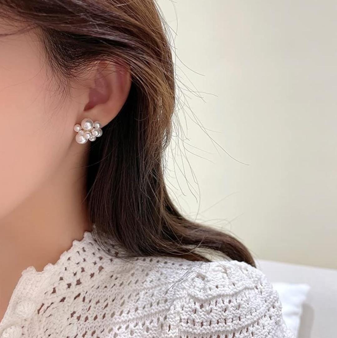 Pearl Frost Studs