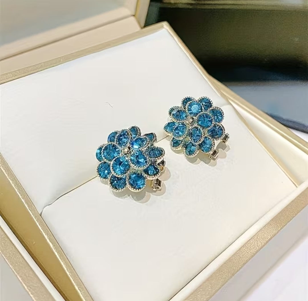 Aqua Glow Studs