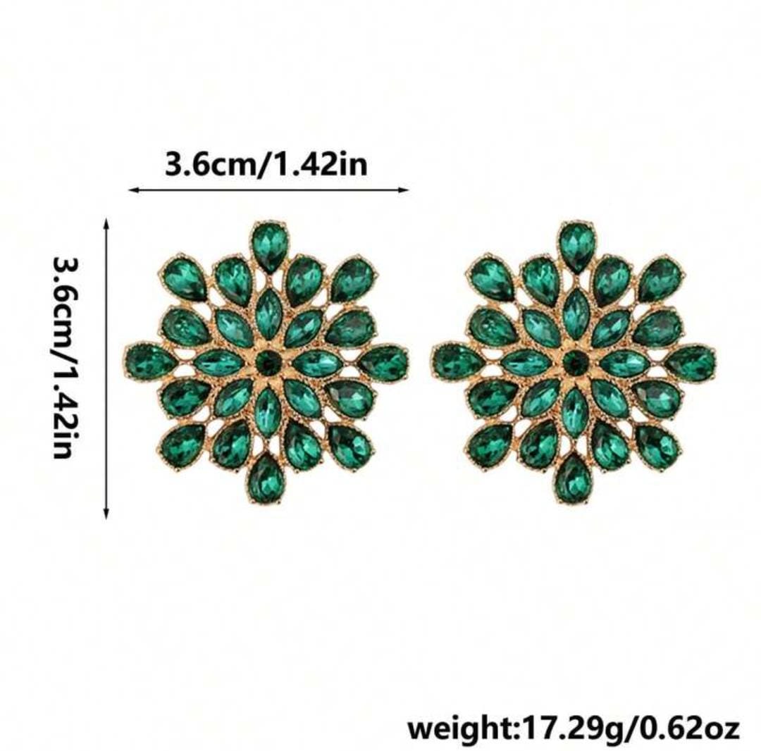 Clazona Studs