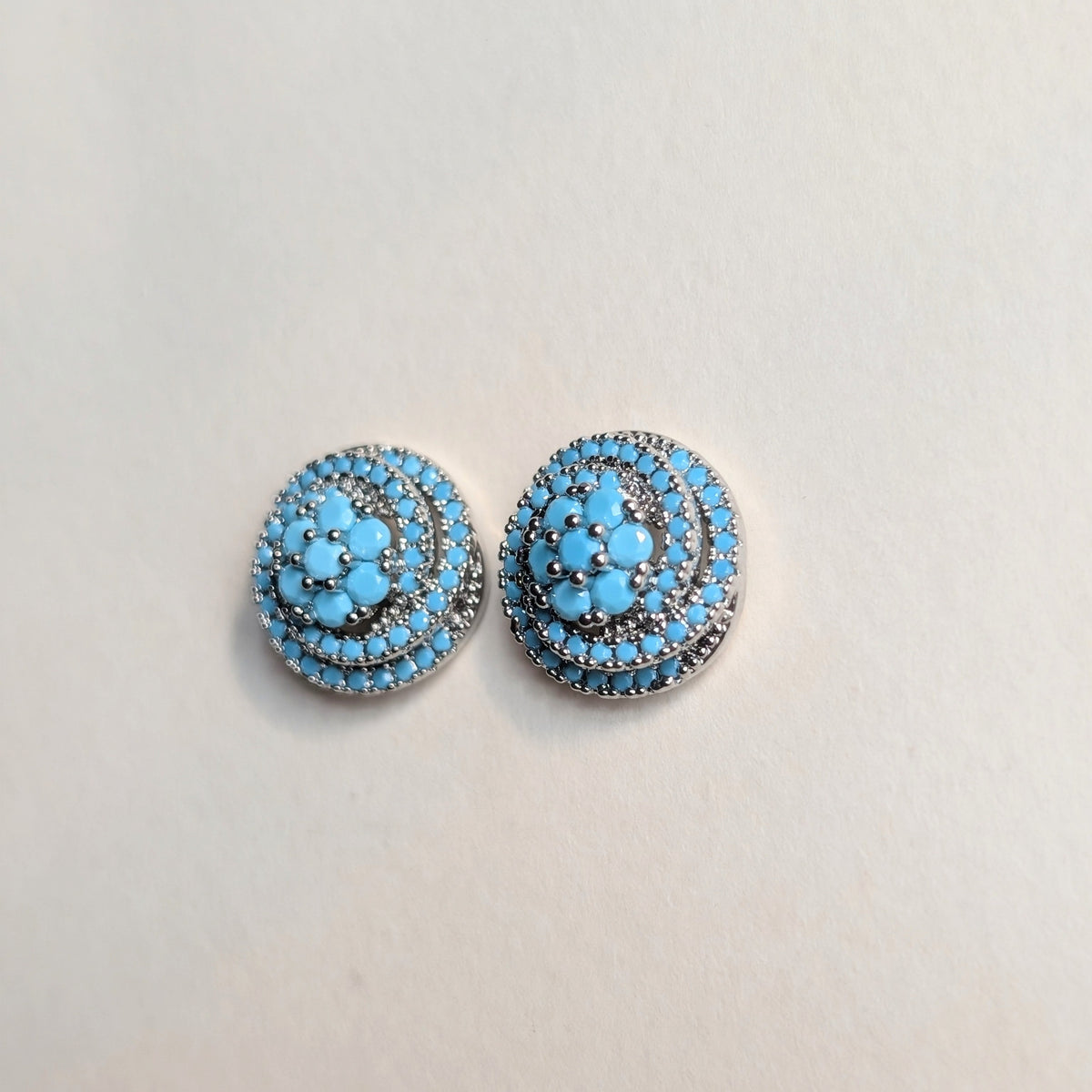 Twister Studs