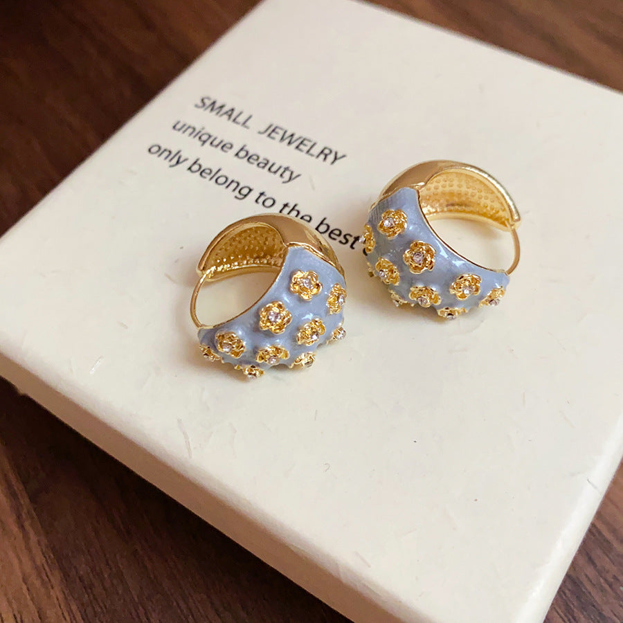 Daisy Hoops