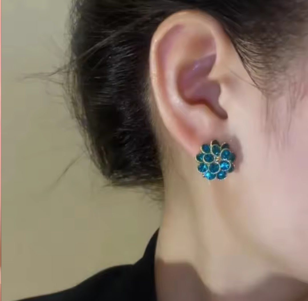 Aqua Glow Studs