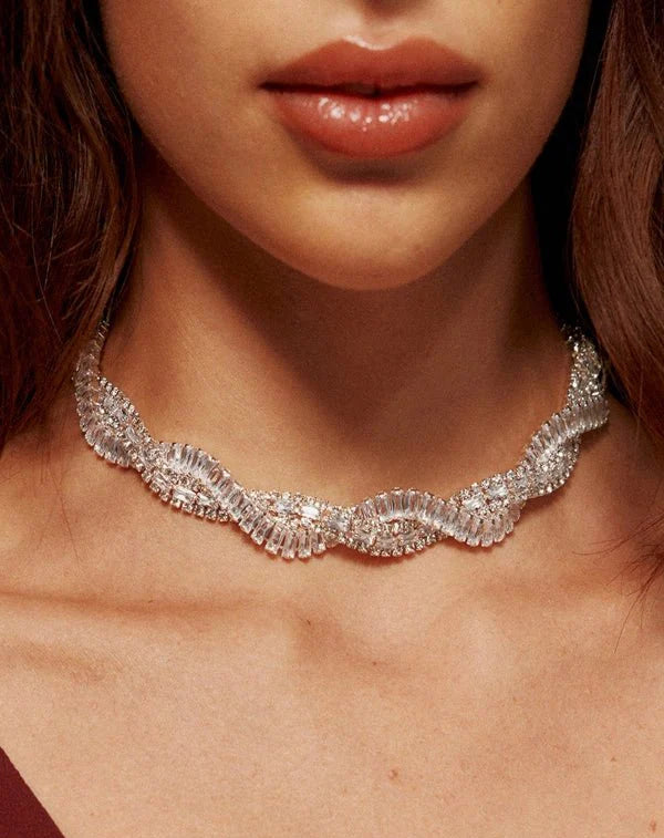 Lumiére Twist Necklace