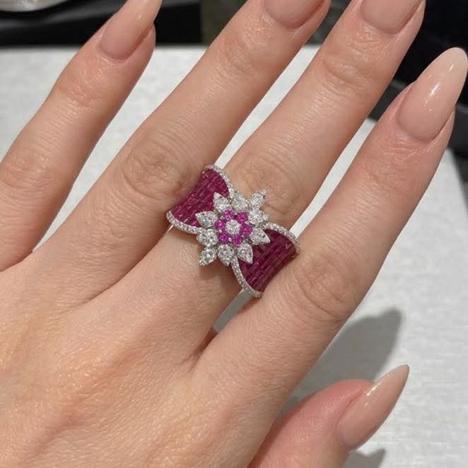 Crownlight Ring