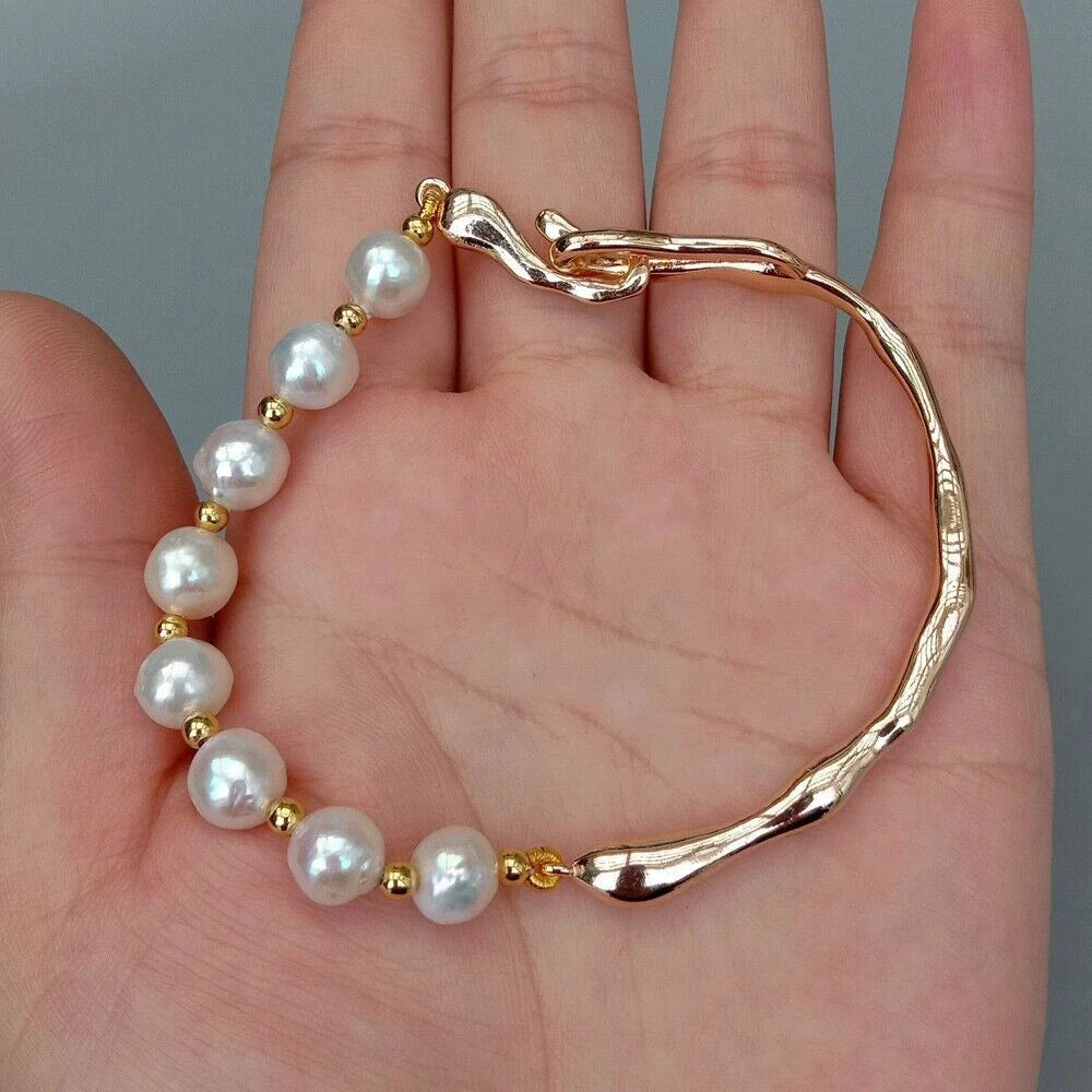 Sculpt Pearl Bracelet
