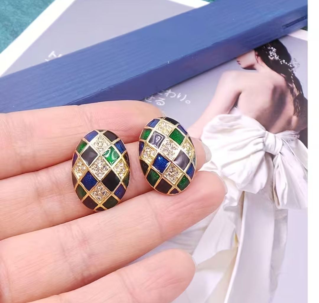 Geometric Studs