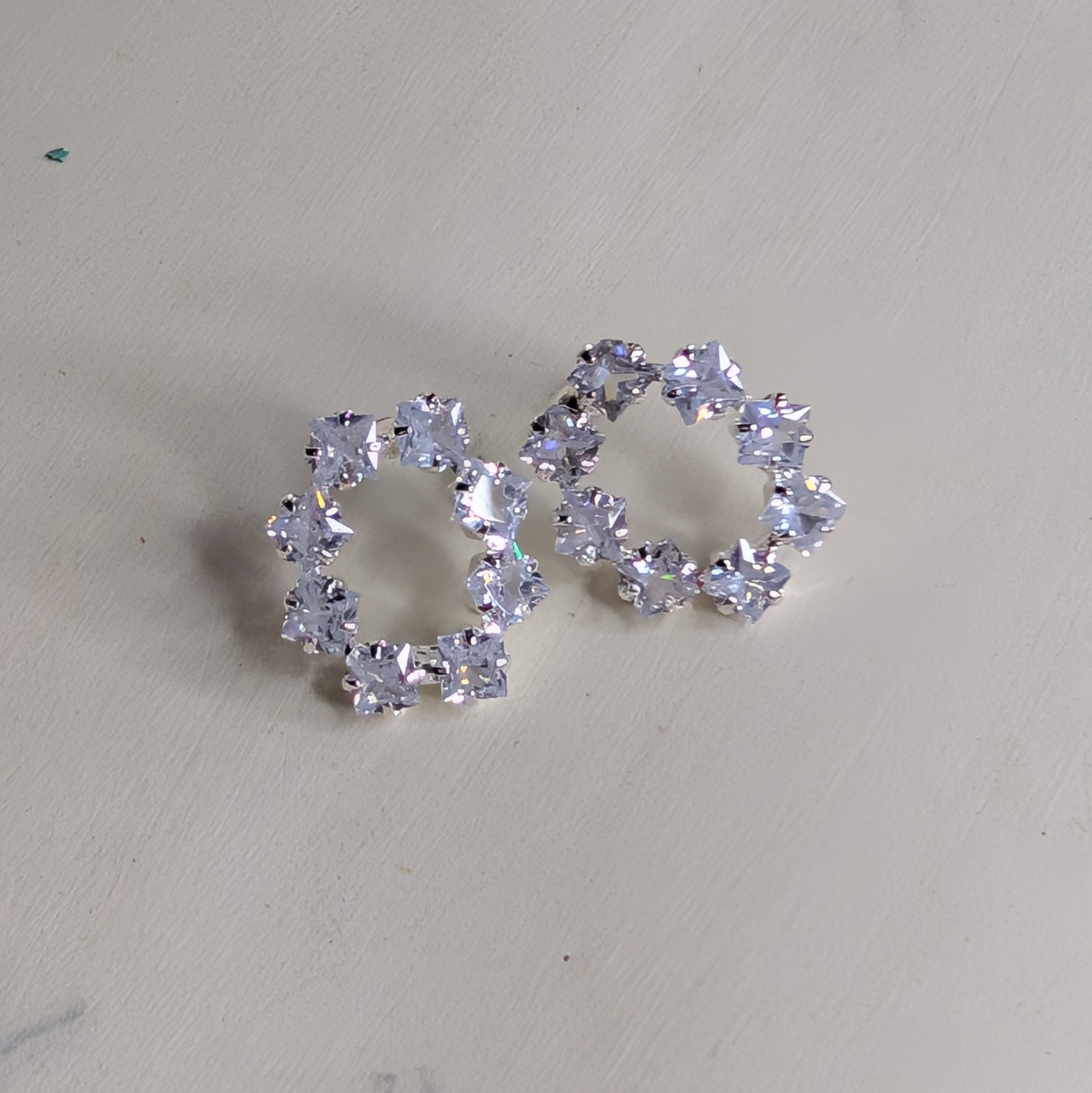 Halo Studs