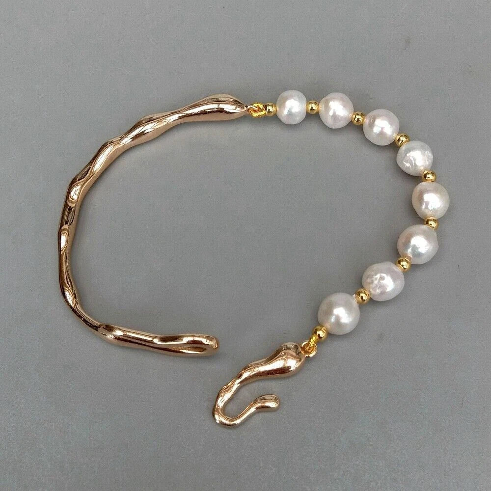 Sculpt Pearl Bracelet