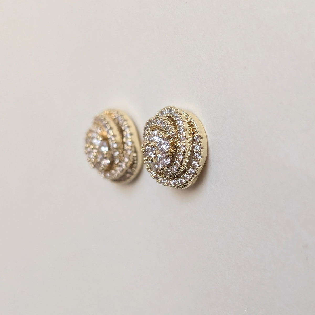 Twister Studs