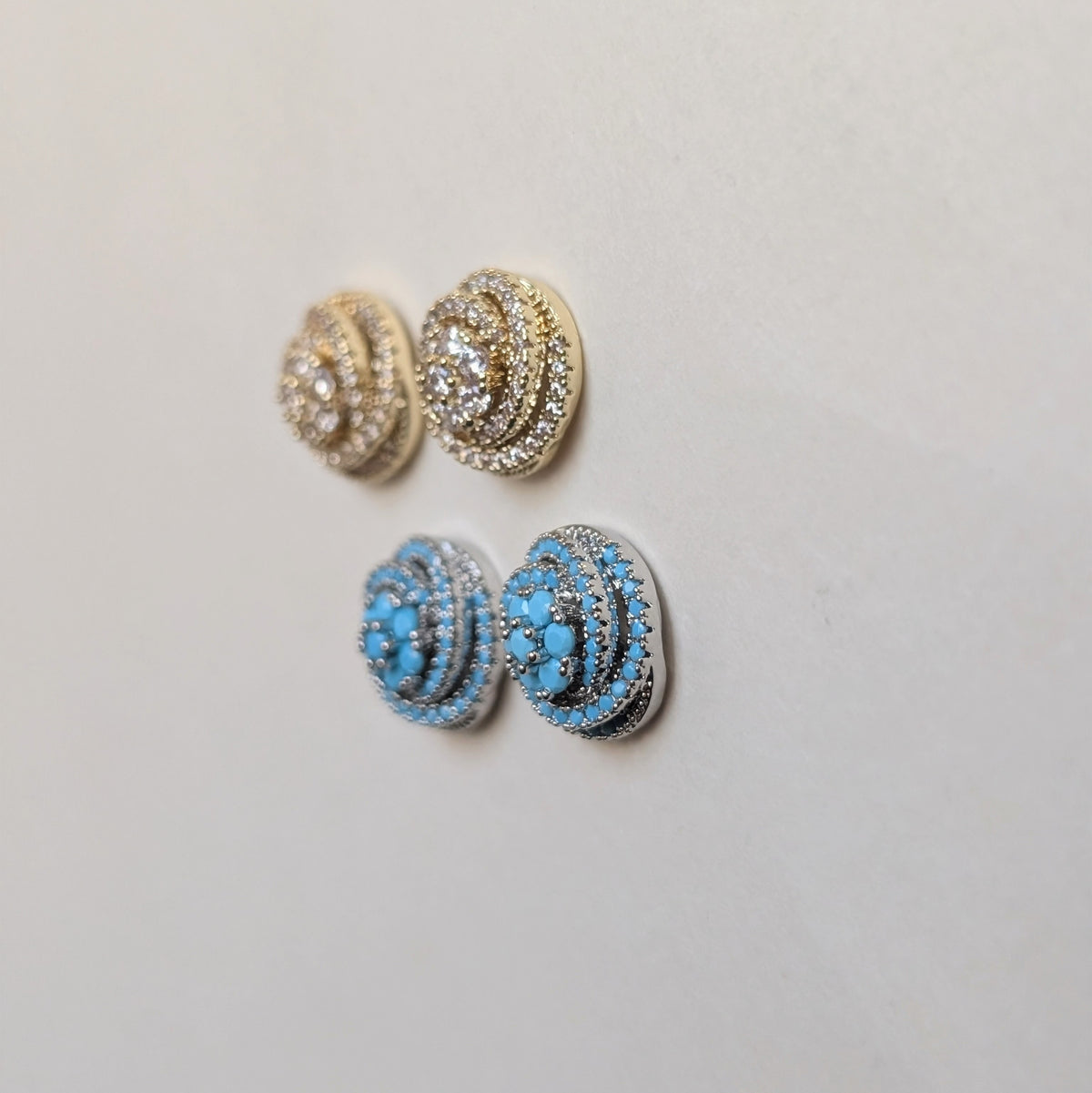 Twister Studs