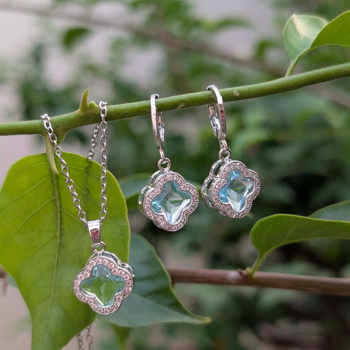 Clover Glow Set
