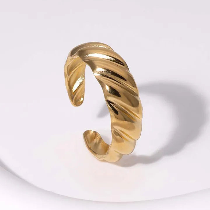 Vintage Gold Ring