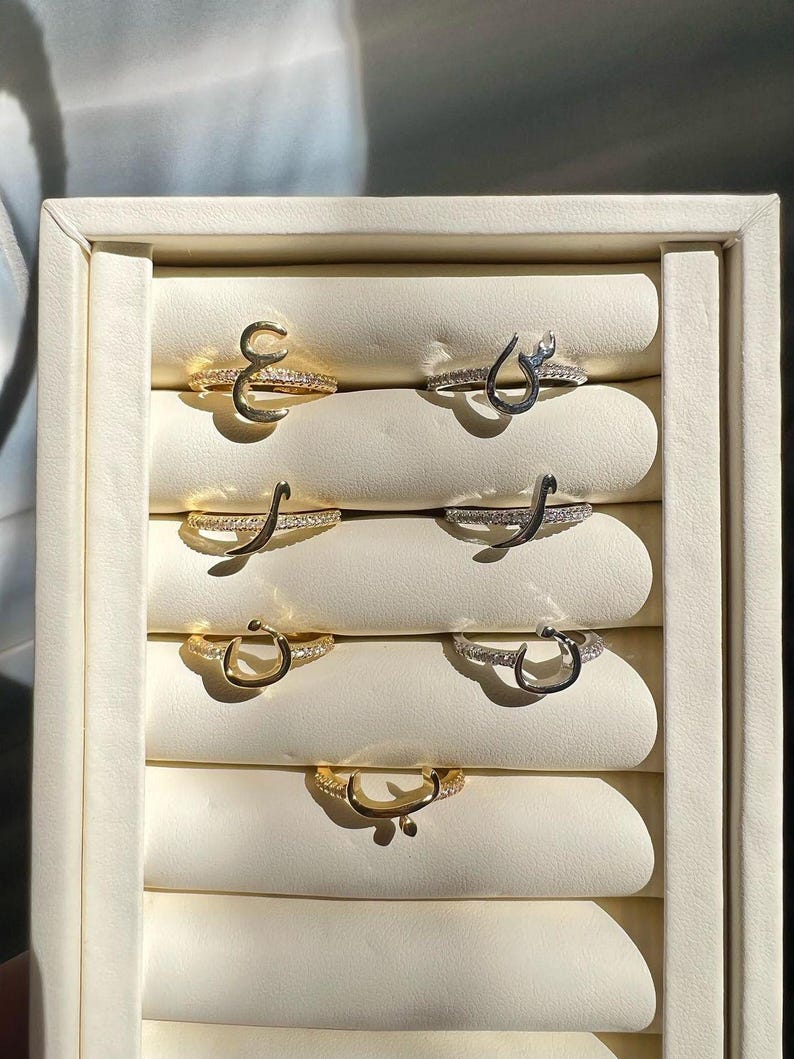 Harf Charm Ring