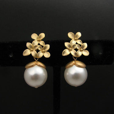 Lily Luster Drops