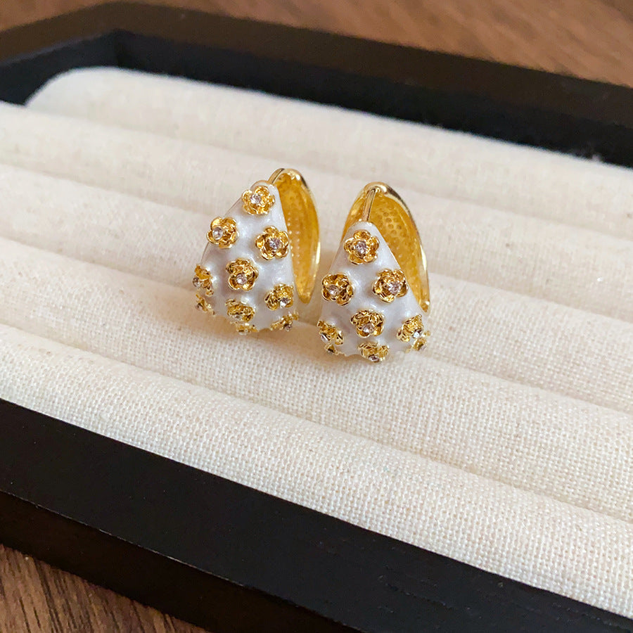 Daisy Hoops