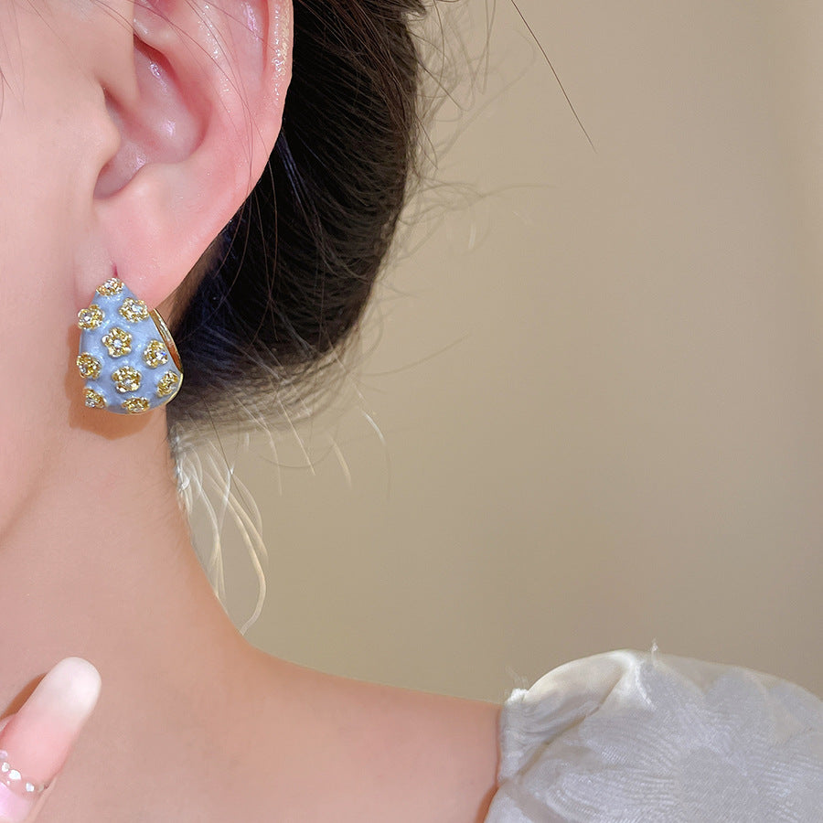 Daisy Hoops