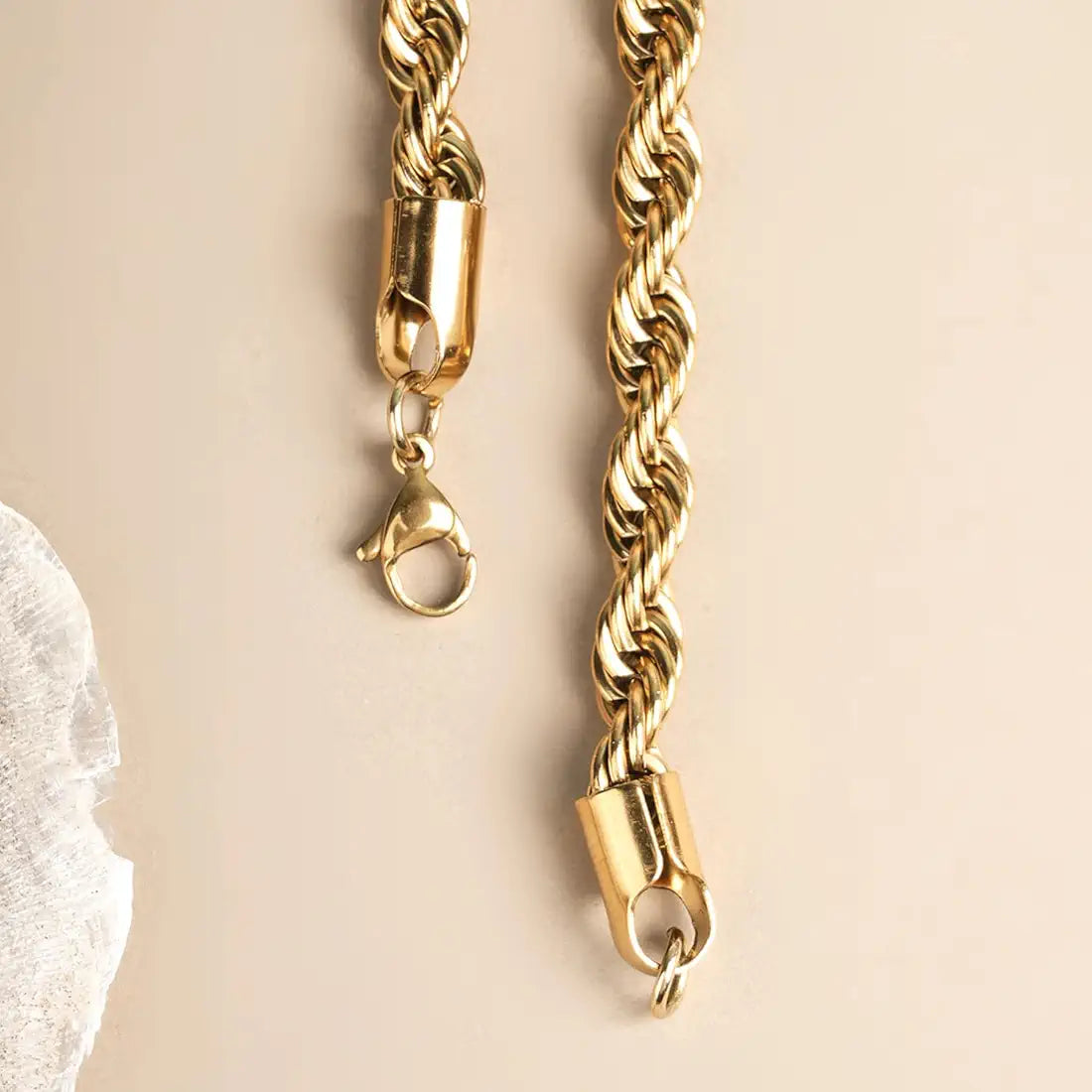 Twisted Chain Necklace
